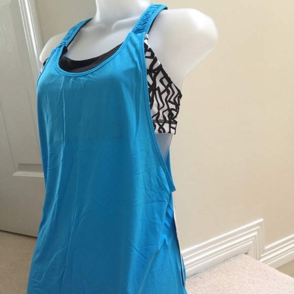 lululemon athletica Tops - Rare Lululemon Stash it Tank Seawheeze size 4 NWT